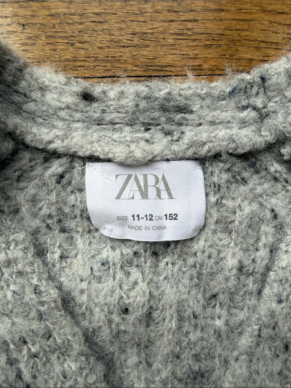 ZARA Light Gray Ribbed Button-Front Cardigan - Picture 4 of 5